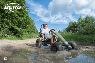 BERG Pedal-Gokart Jeep® Revolution